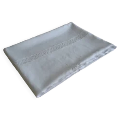 Nappe en fil de lin blanc et broderies 181cm/261 cm