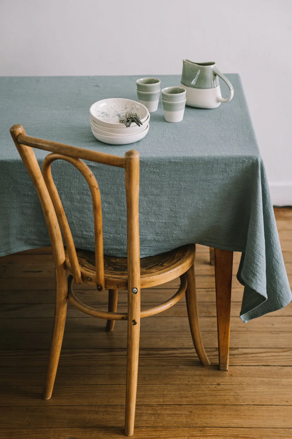 Nappe en lin lavé céladon