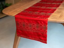 Nappe en soie cramoisie impériale