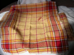 Nappe et 11 serviette en coton monogrammé VG ou VC