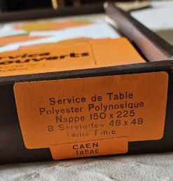 Nappe et 8 serviettes de table orange vintage