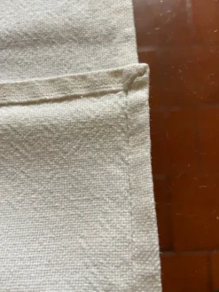 Nappe et serviettes en coton entierement faite à la main