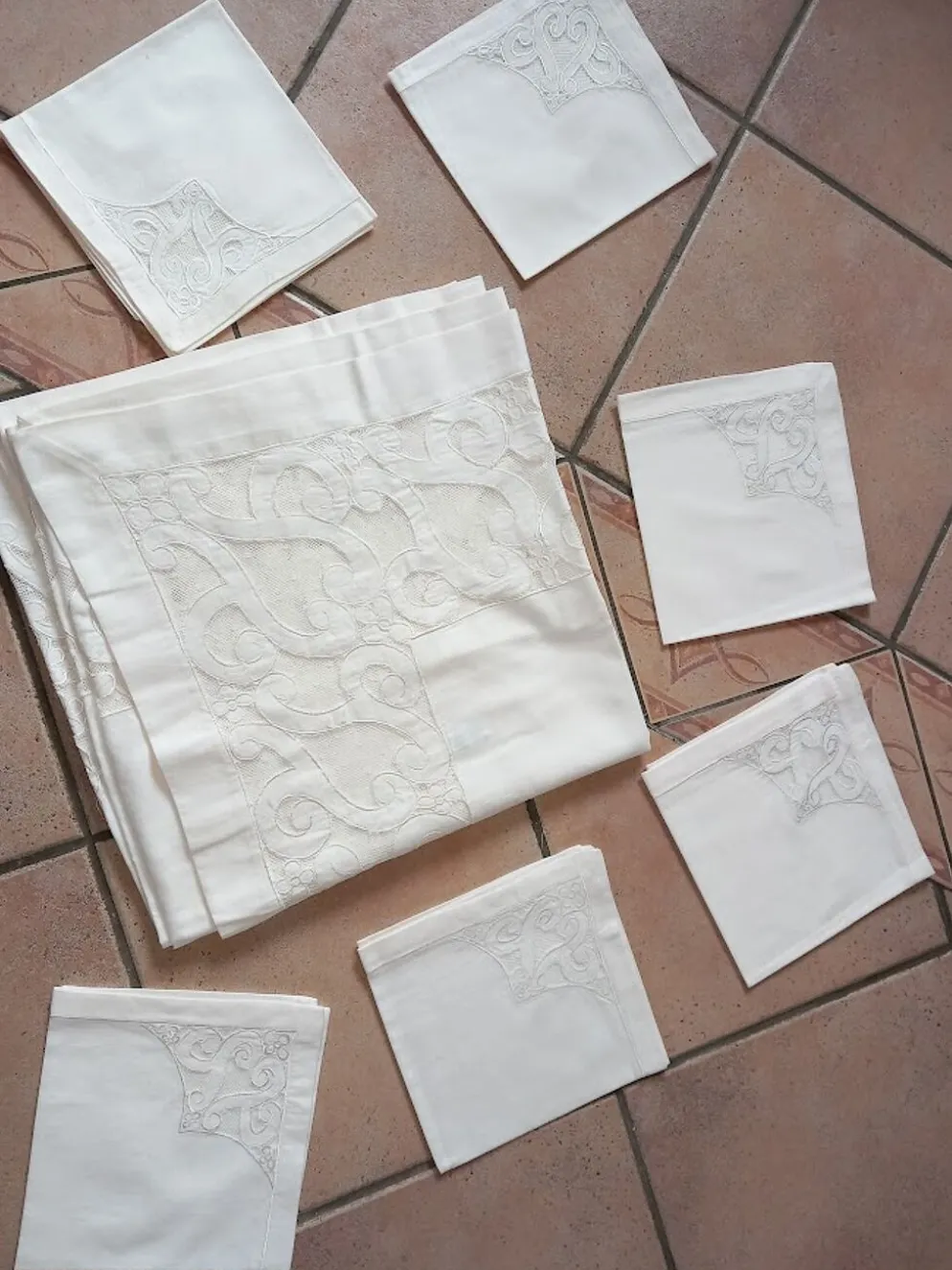 Nappe et serviettes houles