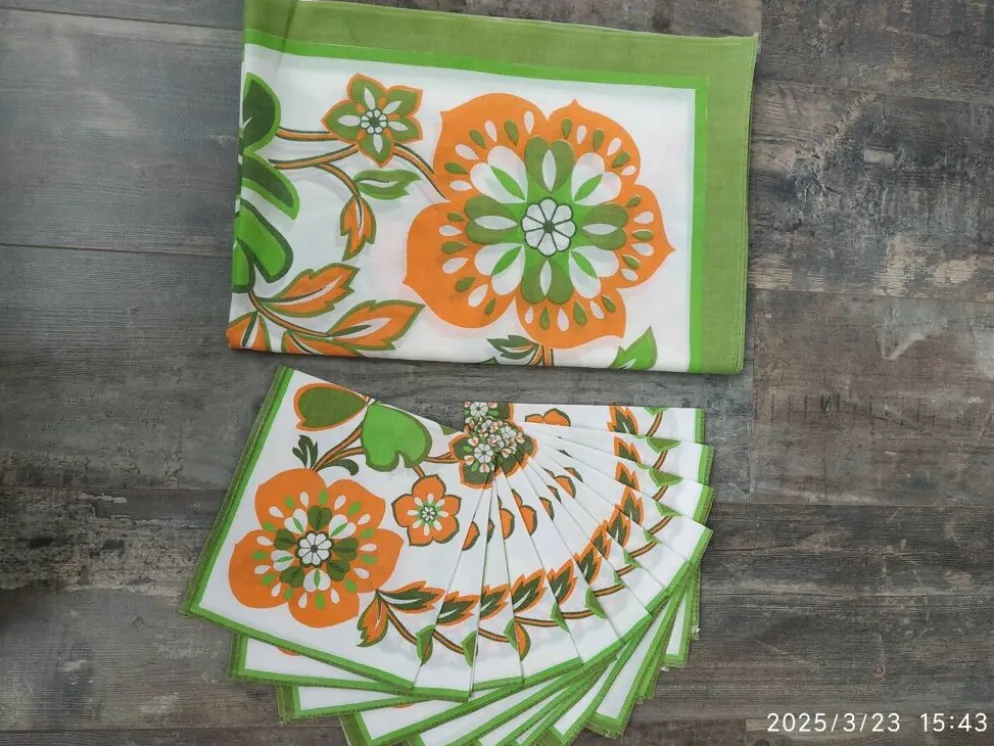Nappe et serviettes vintage