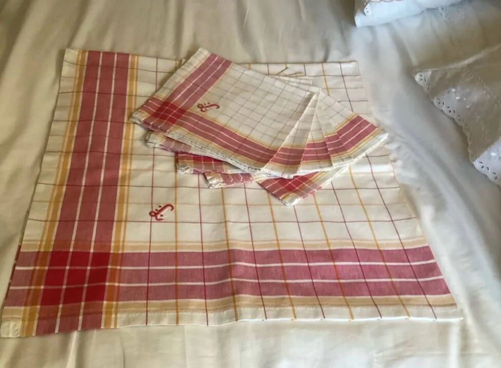 Nappe et 6 serviettes - vintage