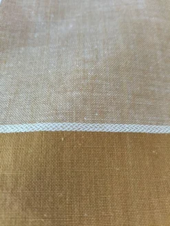 Nappe et 8 serviettes vintage – tons caramel et moutarde dorée