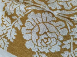 Nappe et 8 serviettes vintage – tons caramel et moutarde dorée