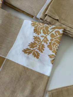 Nappe et 8 serviettes vintage – tons caramel et moutarde dorée