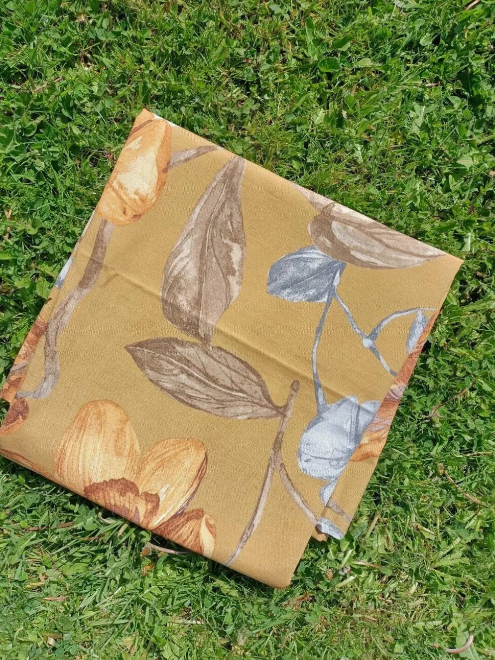 Nappe fleurie