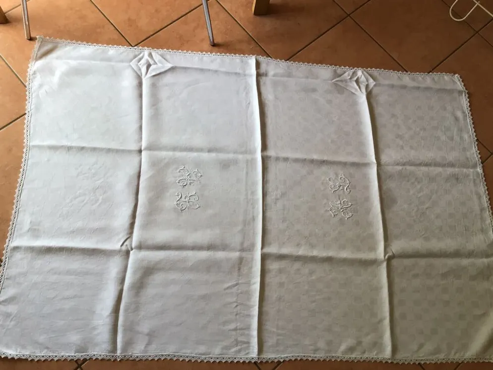 Nappe rectangle AL double broderie bord crocheté