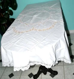 Nappe ronde vintage en coton brodé et ajouré 160x160cm *M3*