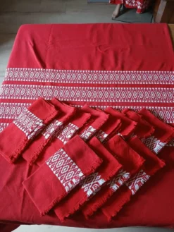 Nappe + 12 serviettes anciennes