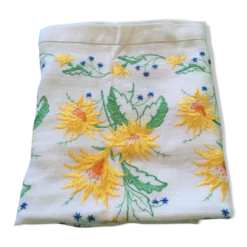 Nappe vintage brodée