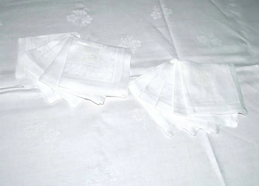 Nappe vintage en coton métis damassé 130x150 décor fleuri monogramme médaillon BV + 10 serviettes *M