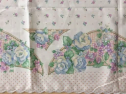 Nappe vintage fleurie rectangulaire