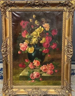 Nature morte ancienne signée avec des roses.