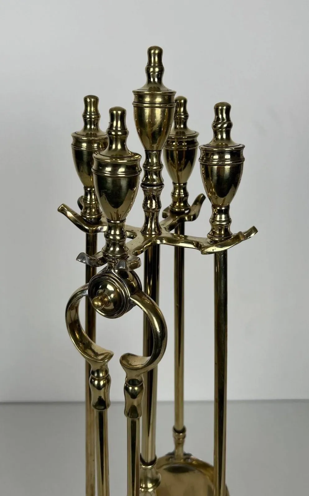 Nécessaire de Feu de Style Néoclassique en Laiton Poli à Outils à Anneaux