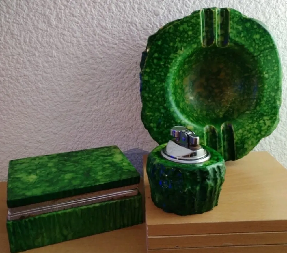 Nécessaire de fumeur en albâtre vert d’Italie, Années 1960