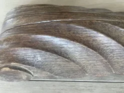 4 objets décoratifs en bois sculpté