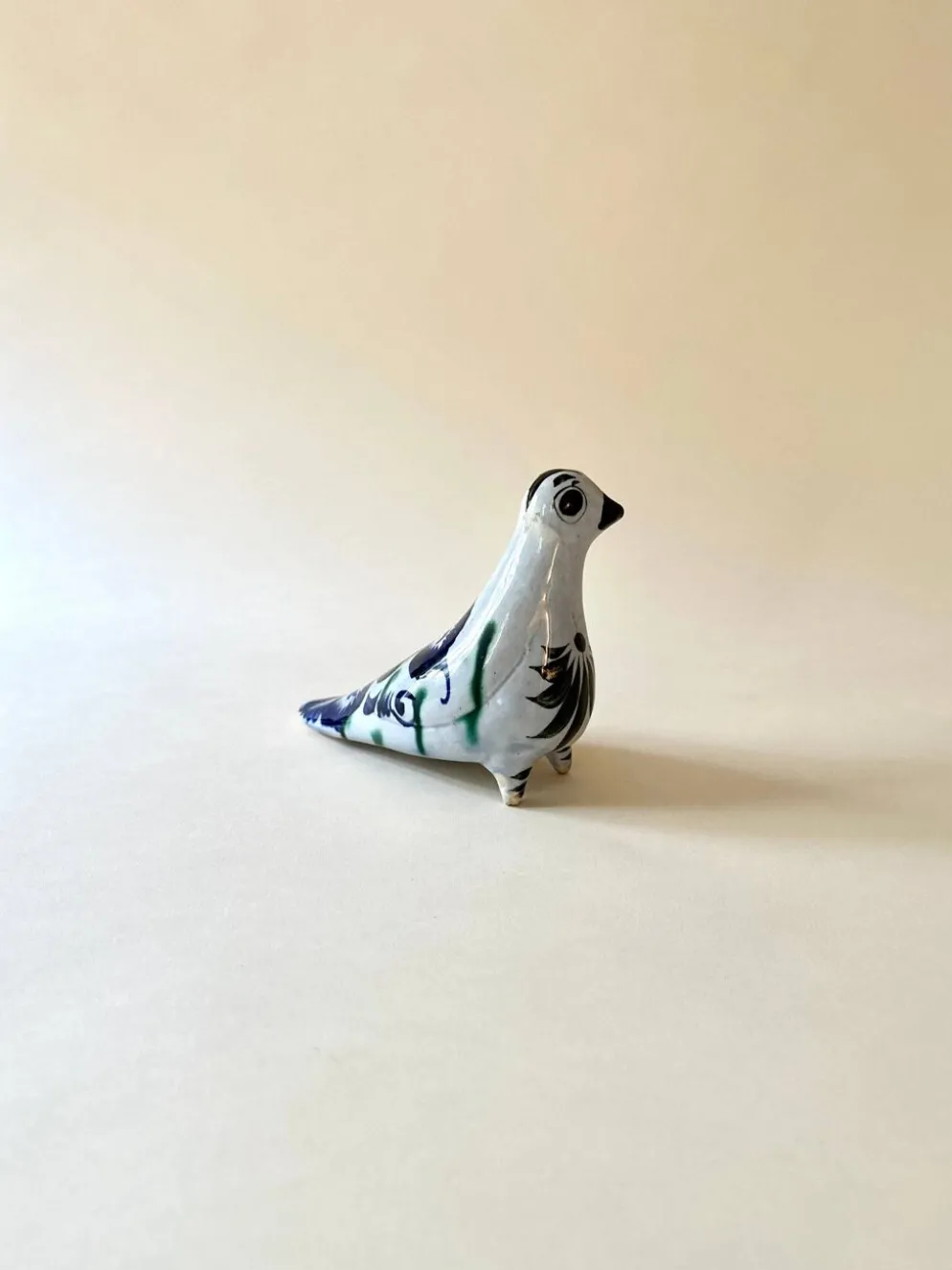 Oiseau en céramique