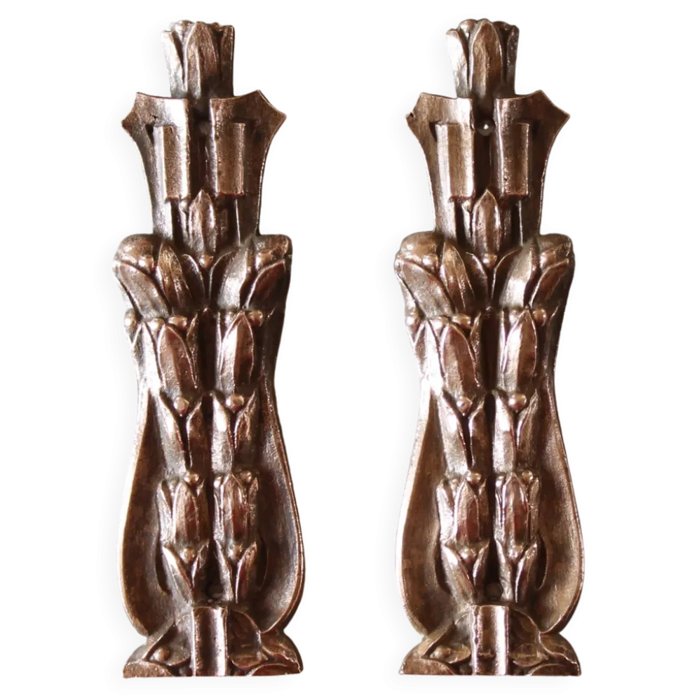 Ornements en bronze ancien