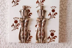Ornements en bronze ancien