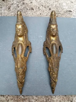 2 ornements en bronze pour meuble, XIXe siècle