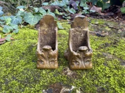 2 ornements pour meuble en bronze pieds griffes Art Nouveau
