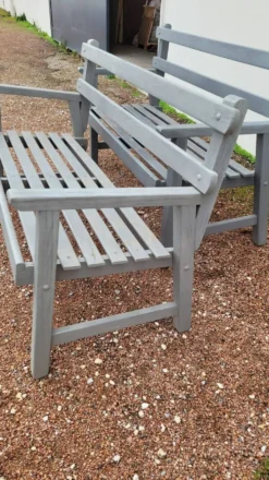Paire de bancs de jardin parc en bois fabrication ancienne