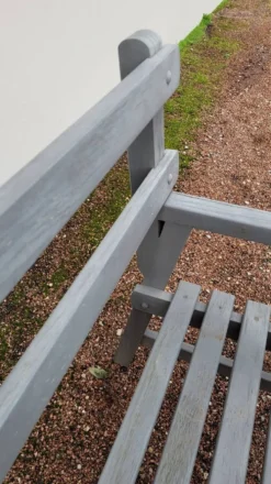 Paire de bancs de jardin parc en bois fabrication ancienne