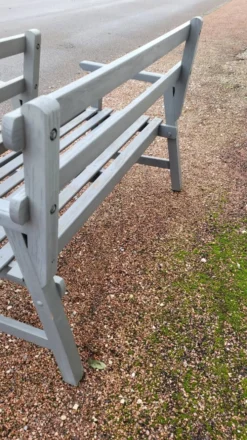 Paire de bancs de jardin parc en bois fabrication ancienne