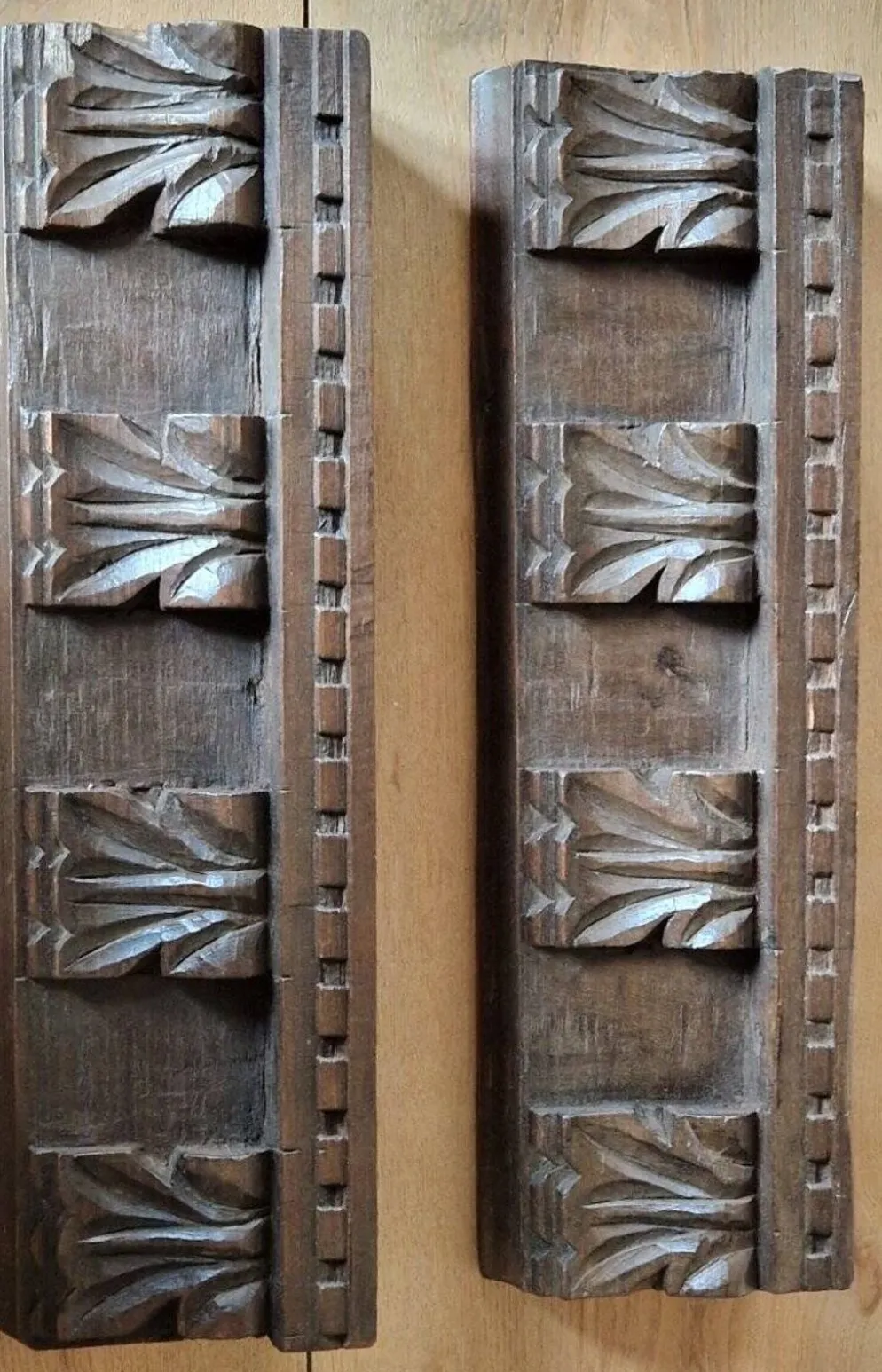 Paire de Boiseries Frontons Ornementation XIXe