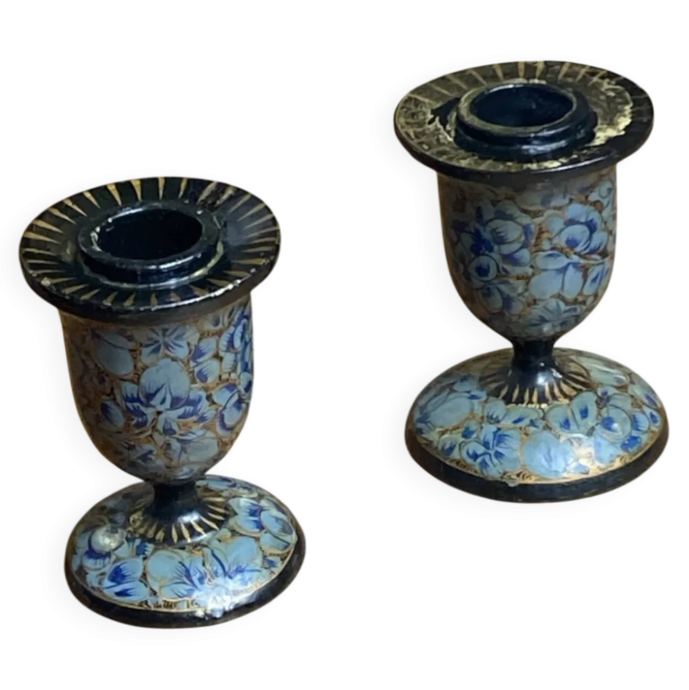 Paire de bougeoirs Kashmiri, papier mâché laqué