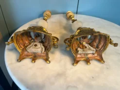 Paire de bougeoirs style Louis XVI bronze et albâtre