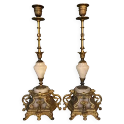 Paire de bougeoirs style Louis XVI bronze et albâtre