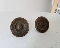 Paire de boutons de meubles anciens Empire XIXeme