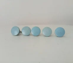 Paire de boutons de meubles vintage en bois