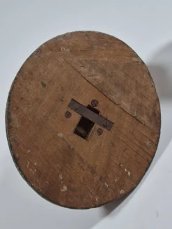 Paire de bustes antiques en céramique représentant des portraits du Rajasthan