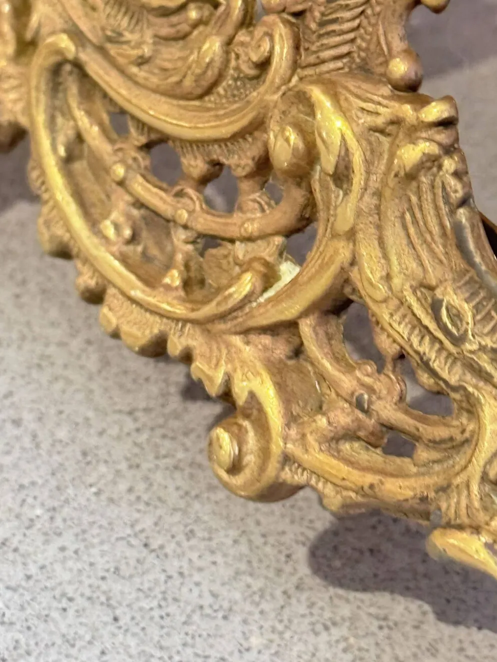 Paire de cadres en laiton doré rococo, cadres décoratifs antiques pour mur et table