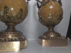Paire de Cassolettes XIXe Napoléon III en marbre et bronze