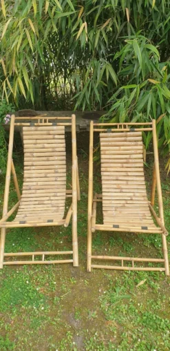 Paire de chaises longues en bambou, transats