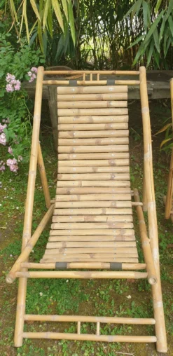 Paire de chaises longues en bambou, transats