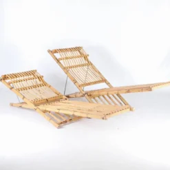 Paire de chaises longues en bambou