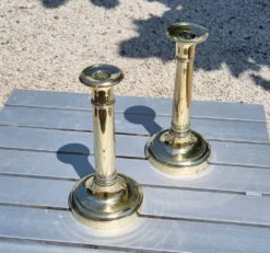 Paire de chandeliers en cuivre