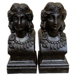 Paire de chenets bustes anciens en fonte "Ariane"