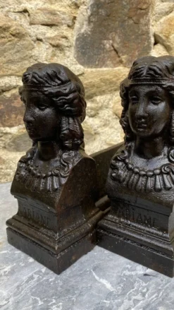 Paire de chenets bustes anciens en fonte 