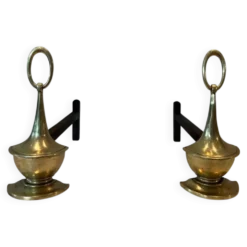 Paire de chenets en bronze de style néoclassique en forme de lampe à huile