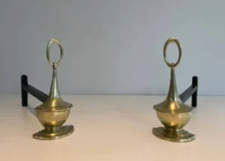 Paire de Chenets en Bronze Néoclassiques en Forme de Lampes Antiques à Anne