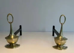 Paire de Chenets en Bronze Néoclassiques en Forme de Lampes Antiques à Anne