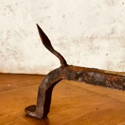 Paire de chenets en fonte- Diable & Diablesse – Début du 20ème siècle